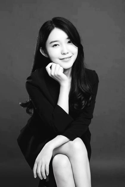 Portrait of Lydia Sun, Director at LymLive Shenzhen.
